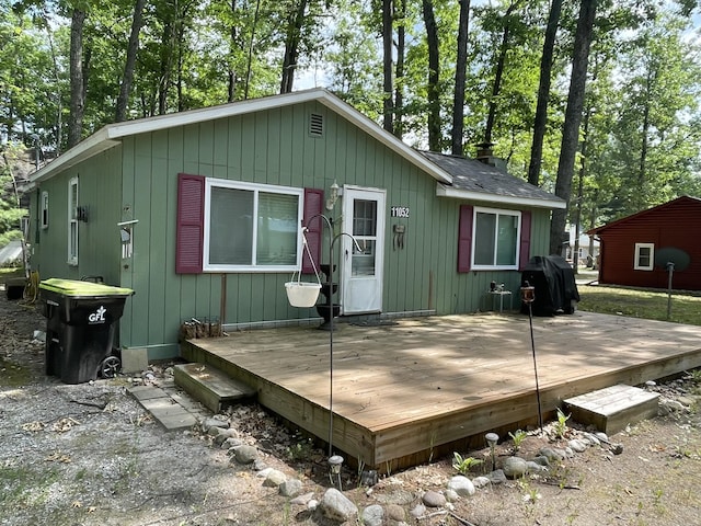 11052 W Higgins Lake Dr, Roscommon, MI 48653 - photo 3