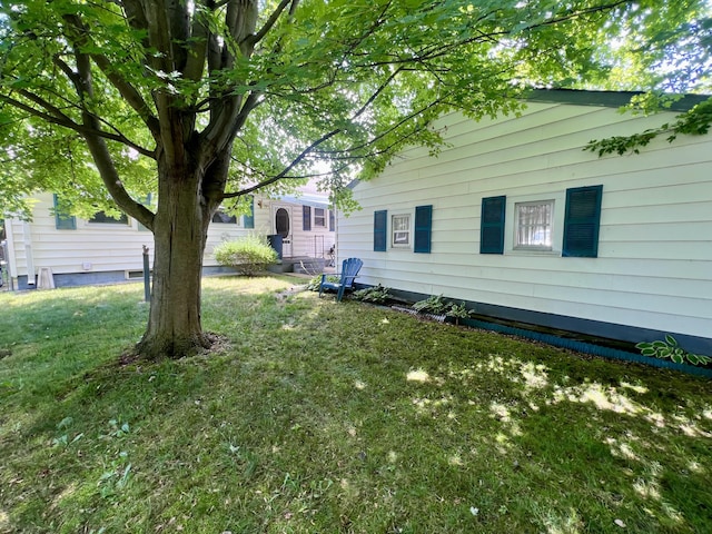1003 Ada St, Owosso, MI 48867 - view of grassy yard