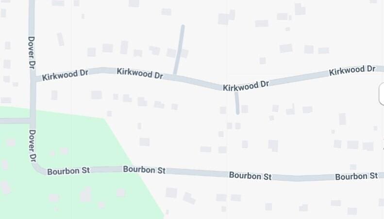 143 Bourbon St, Roscommon, MI 48653