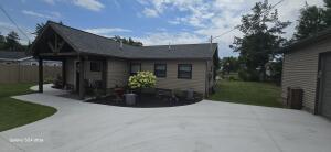 116 Miami Dr, Houghton Lake, MI 48629 - photo 9
