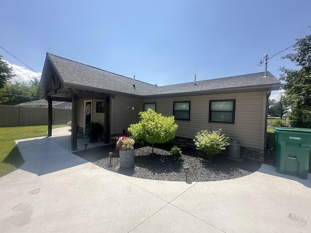 116 Miami Dr, Houghton Lake, MI 48629 - photo 1