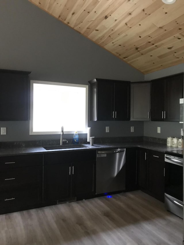 1105 Lone Pine Dr, Fairview, MI 48621 - photo 5