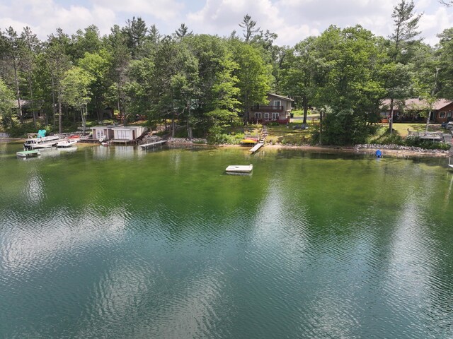 1422 E Heart Lake Dr, Gaylord, MI 49735 - photo 1