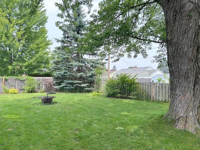 229 Helen St, Alpena, MI 49707 - photo 17