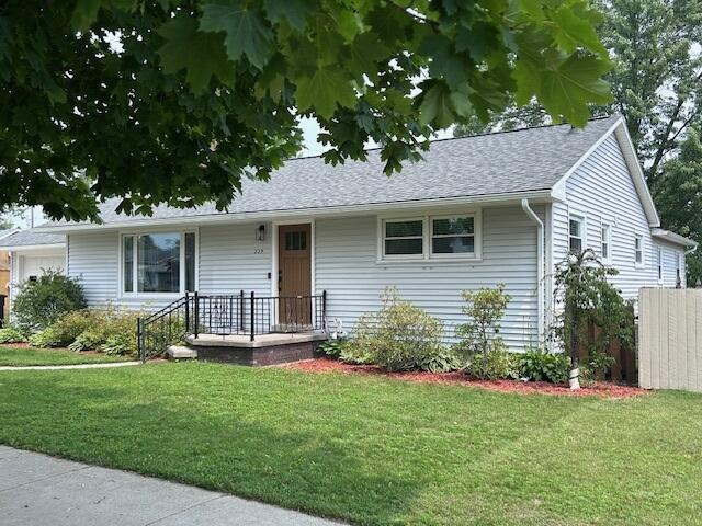 229 Helen St, Alpena, MI 49707 - photo 20