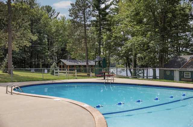7249 Arrowroot Trl, Gaylord, MI 49735 - photo 38