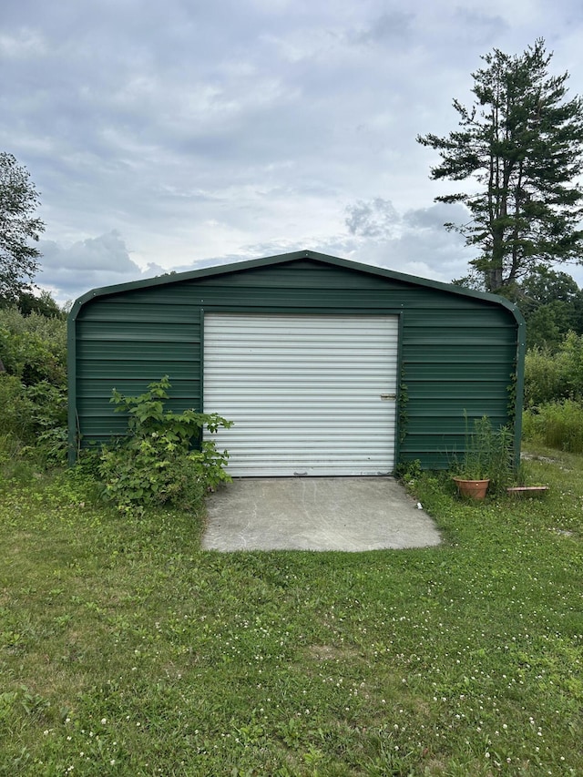 2503 W Hubbard Lake Trl, Hubbard Lake, MI 49747 - view of detached garage
