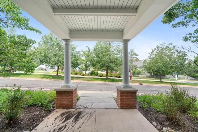 725 Harbor Watch Dr, Petoskey, MI 49770 - photo 36