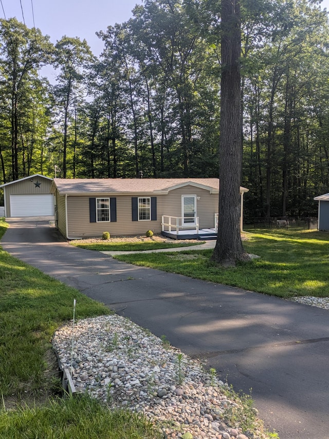 300 Kirkshire Ave, Roscommon, MI 48653 - photo 4