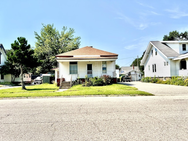 114 S Huron St, Cheboygan, MI 49721 - photo 3