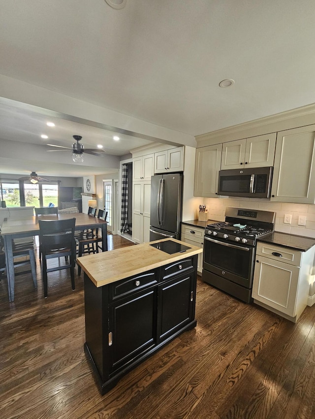 113 E Wisner St, Alpena, MI 49707 - photo 15