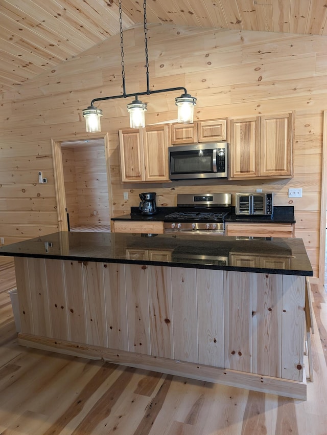 9136 S Airport Rd, Atlanta, MI 49709 - photo 13