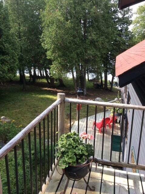 36533 S Parrish Point Rd, Drummond Island, MI 49726 - photo 9