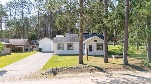 207 Lakeview Dr, Roscommon, MI 48653 - photo 29