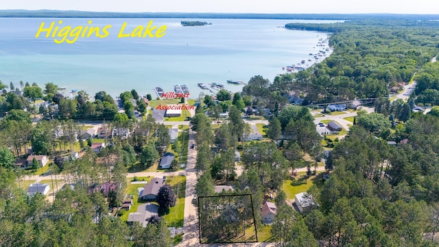 207 Lakeview Dr, Roscommon, MI 48653 - photo 2