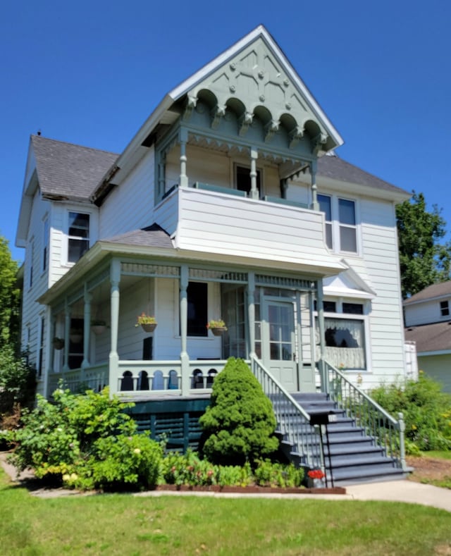 329 W Washington Ave, Alpena, MI 49707 - photo 1