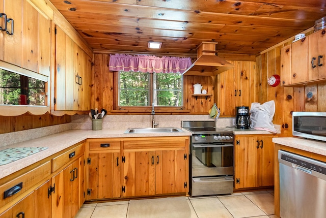 141 Juniper St, Roscommon, MI 48653 - photo 9