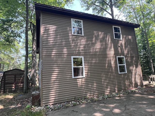 127 Laingsburg Legion Dr, Roscommon, MI 48653 - photo 2