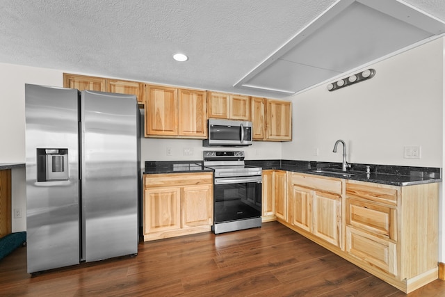 895 E Houghton Lake Dr, Houghton Lake, MI 48629 - photo 38