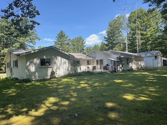 112 Vienna St, Houghton Lake, MI 48629 - photo 8
