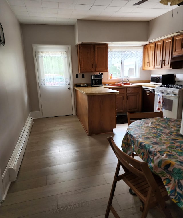 209 Duncan Ave, Cheboygan, MI 49721 - photo 5