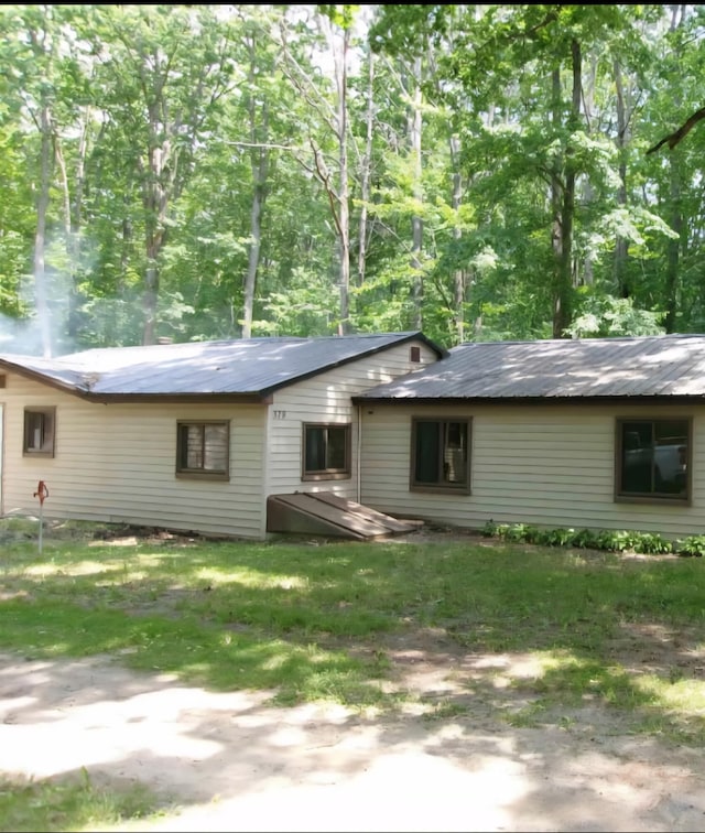 379 E Clarence Rd, Harrison, MI 48625 - photo 1