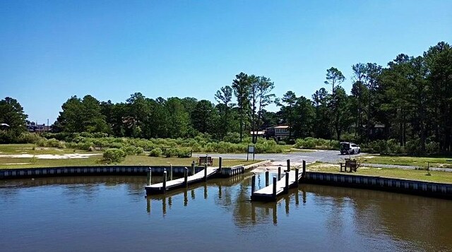 view of dock featuring a water view