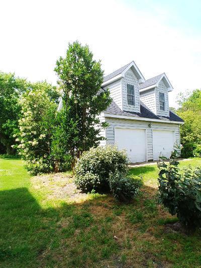 6541 Broadwater Cir, Oyster, VA 23310 - photo 2