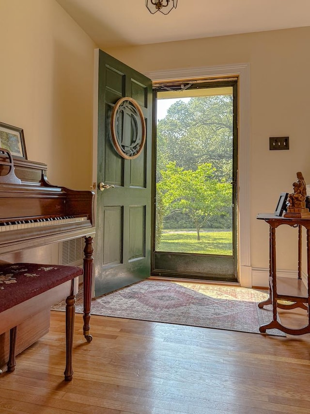 35197 Hillsborough Dr, Belle Haven, VA 23306 - entrance foyer featuring light wood finished floors