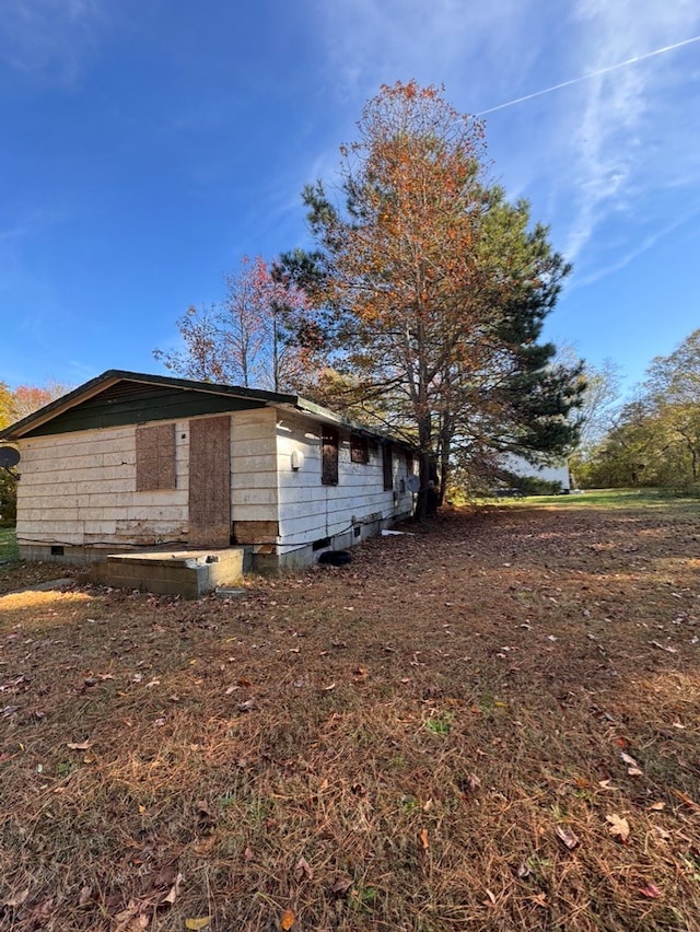 view of side of property