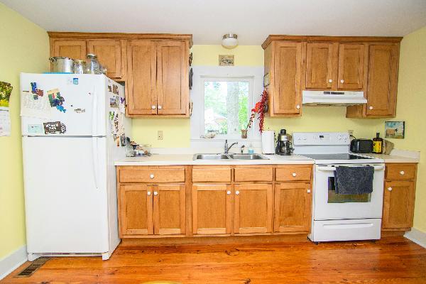 23613 Front St, Accomac, VA 23301 - photo 20