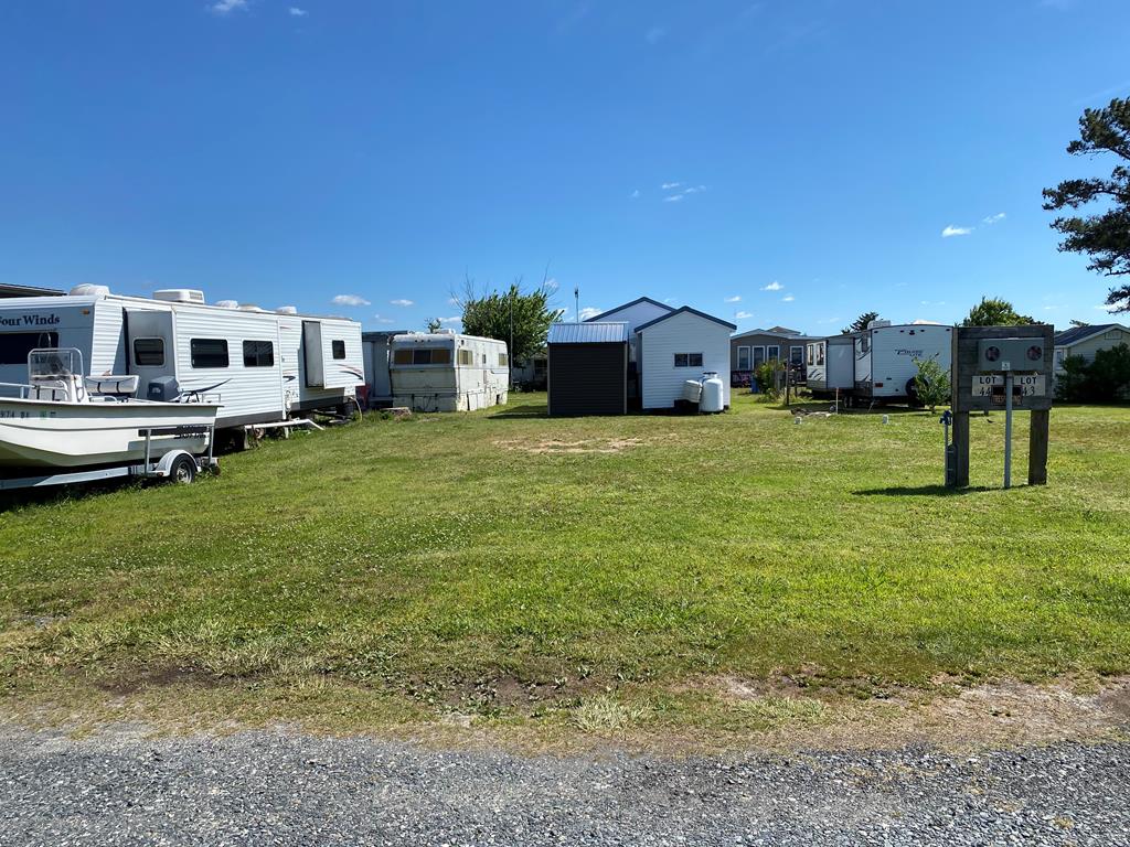 2339 Bay Breeze Dr Unit 44, Chincoteague, VA 23336 - photo 1