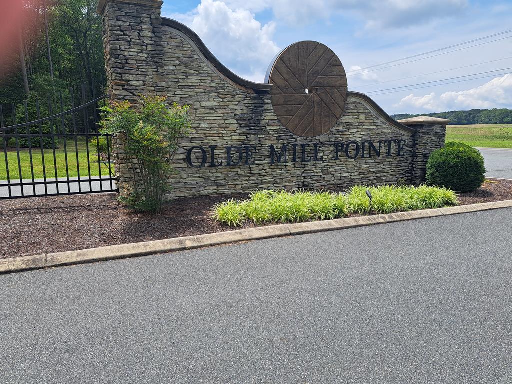 46 Old Mill Ln Unit 46, New Church, VA 23415 - photo 2