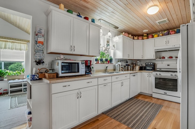 7466 Beebe Rd, Chincoteague, VA 23336