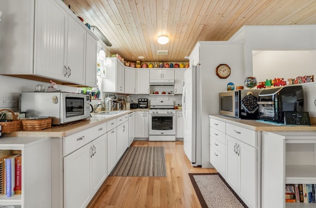 7466 Beebe Rd, Chincoteague, VA 23336