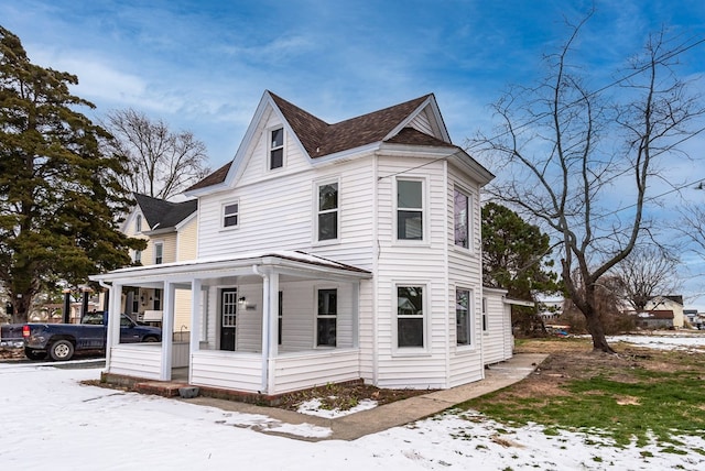 view of front of home with covered porch