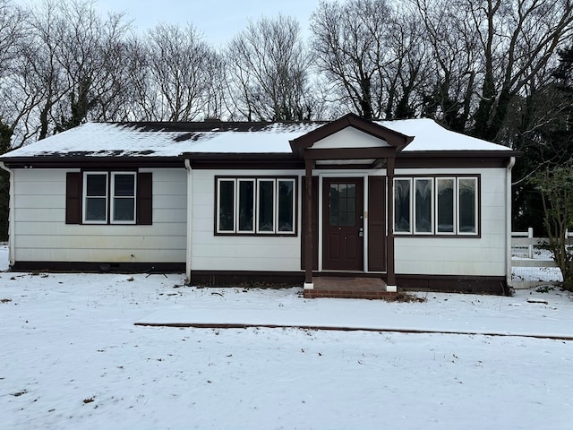 view of front of property