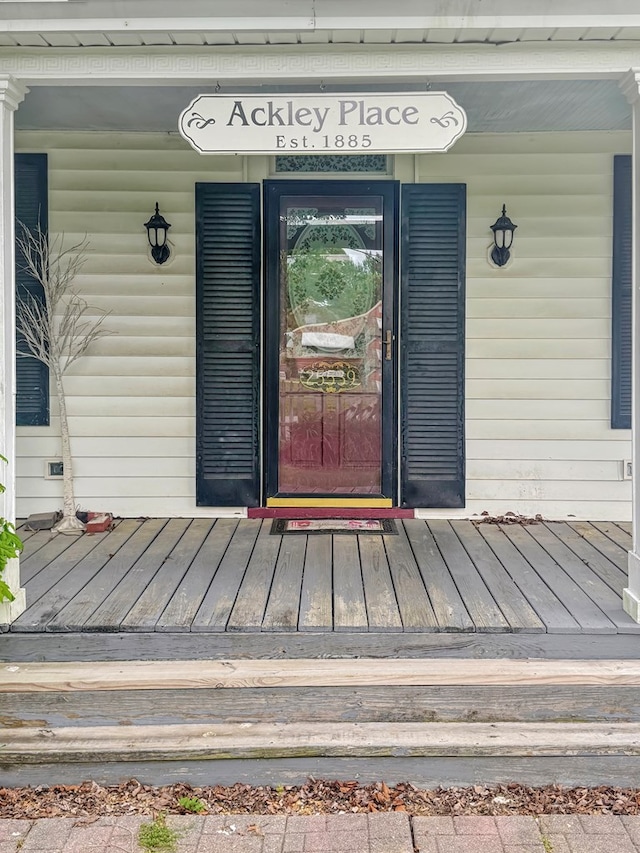 25539 Shoremain Dr, Bloxom, VA 23308 - property entrance featuring covered porch