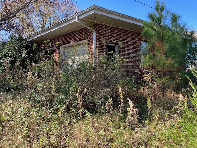 view of home's exterior