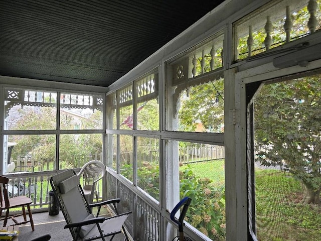 view of sunroom / solarium