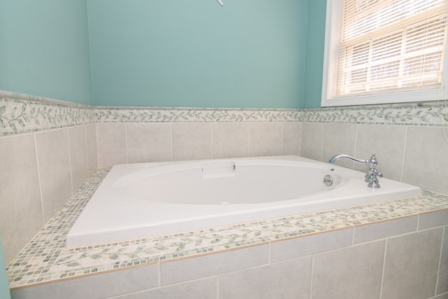 6545 Occohannock Neck Rd, Exmore, VA 23350 - full bath featuring a garden tub