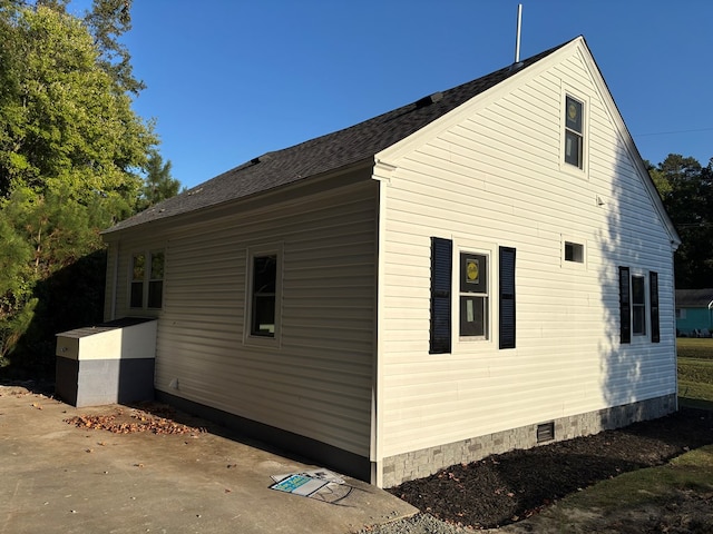 view of property exterior