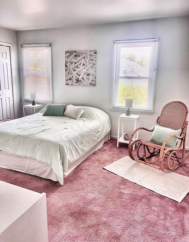 view of carpeted bedroom