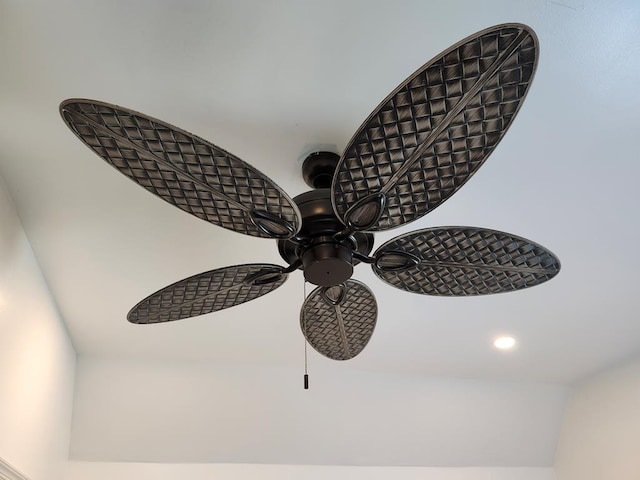 20164 Deep Creek Rd, Onancock, VA 23417 - detailed view of a ceiling fan and recessed lighting