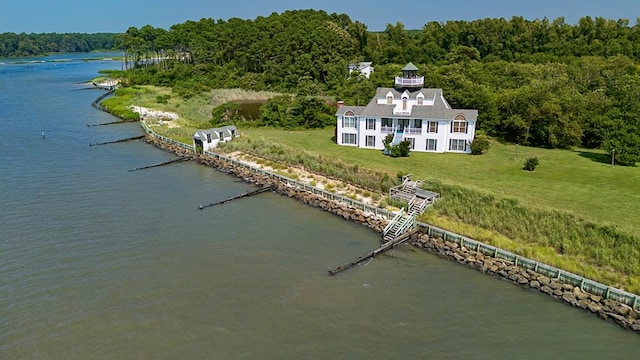 bird's eye view with a water view