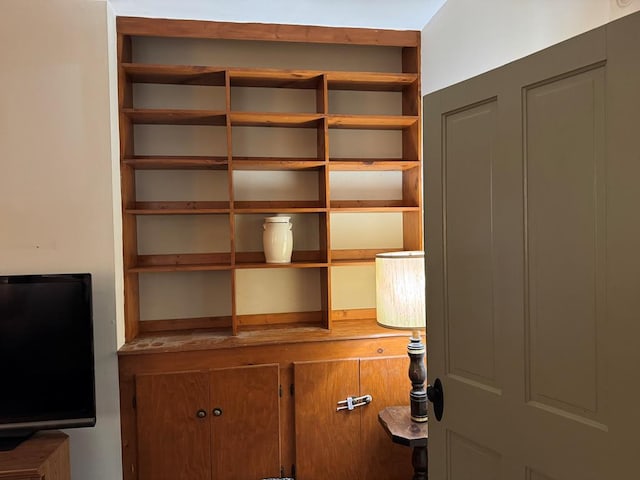 22338 Accomac Rd, Accomac, VA 23301 - view of closet