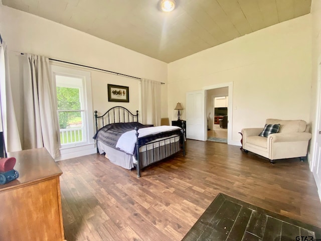 138 S Grace St, Crockett, TX 75835 - bedroom featuring wood finished floors