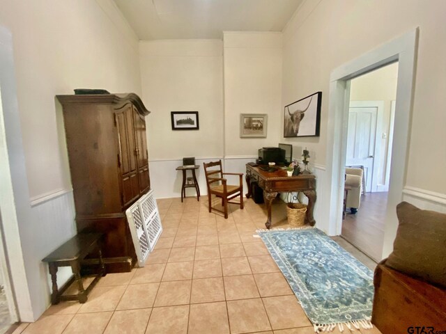 138 S Grace St, Crockett, TX 75835 - living area with light tile patterned floors and an office area