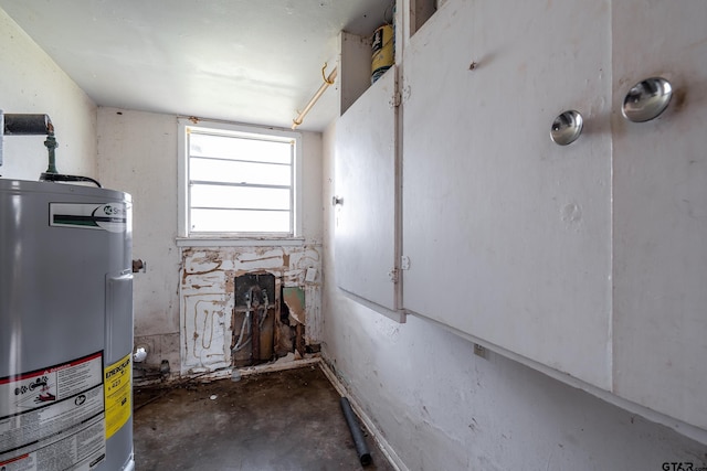 311 S Houston St, Bullard, TX 75757 - basement featuring water heater