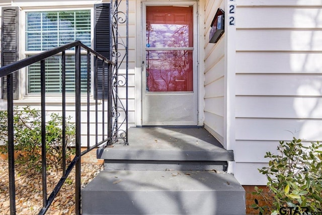 view of property entrance